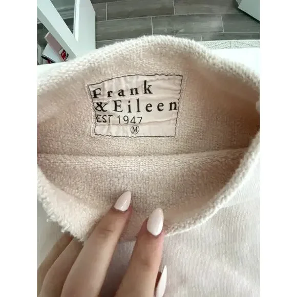 Frank & Eileen EFFIE L/S FUNNEL NECK CAPELET Size Medium - Picture 4 of 6